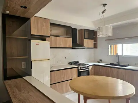 Depto Tipo Casa 3 ambientes con 1 baño