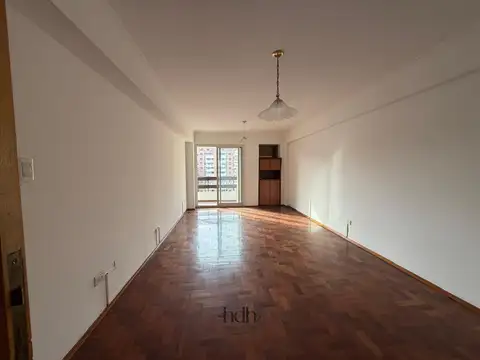 Departamento 2 dormitorios 1 baño cocina separada con balcón en Nueva Córdoba