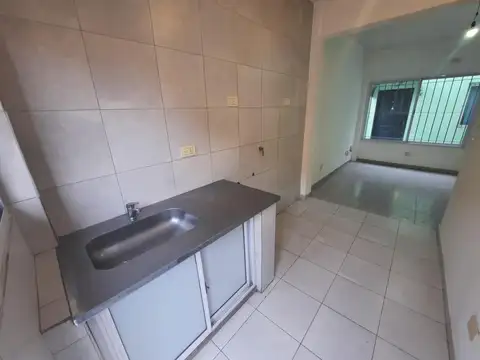 Depto Tipo Casa 2 ambientes con 1 baño