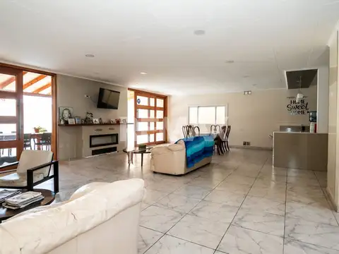 Via Aurelia. Zona Aeropuerto. Mza 5. Lote 100