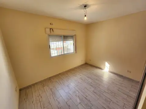 Departamento en Alquiler en Villa Maipu, $ 850.000