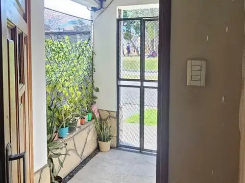 Depto Tipo Casa 4 ambientes con 1 baño