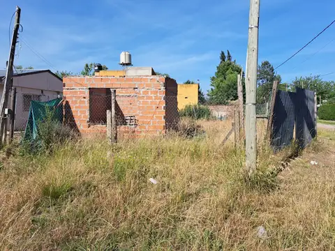 Lote esquina en Gral.Rodríguez