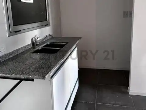 38 e/ 5 y 6 , Piso 0