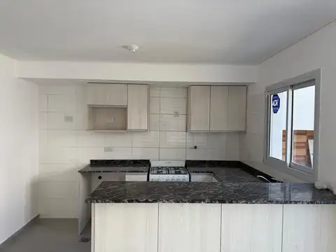 DÚPLEX EN VENTA DE 2/3 DORMITORIOS – QUEBRADAS DE MANANTIALES