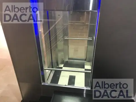 Local en Alquiler en 43/10 y 11 La Plata - Alberto Dacal Propiedades
