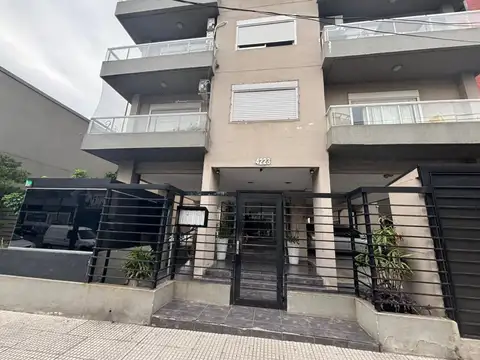 Av. Díaz Vélez 4223