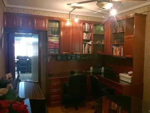 CAVAZZA 2600, Piso 4