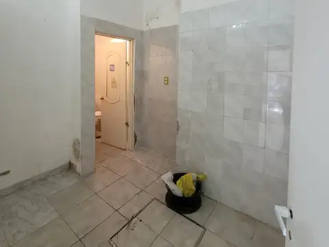 Velasco 500 y Malabia - Local