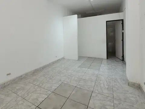 Local en Alquiler 50 años