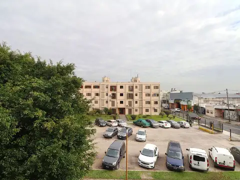 J M Campos 2200