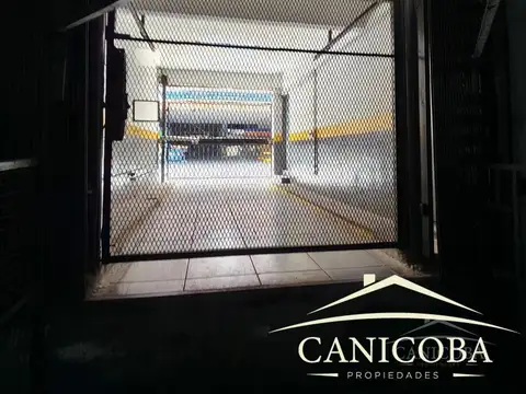 Cochera en Centro