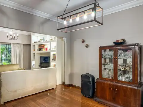 Casa 5 ambientes con 3 baños