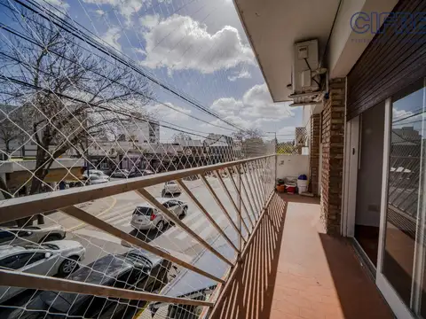 Depto Tipo Casa en Venta 40 años
