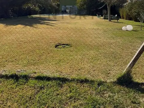Terreno en Venta de 1202,32 m2