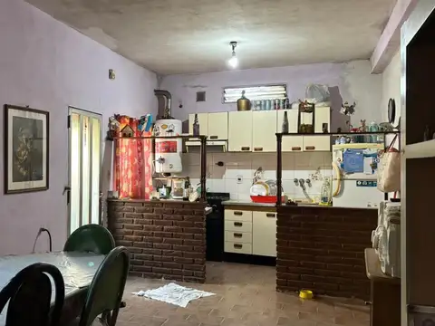 Depto Tipo Casa en Venta de 6 ambientes