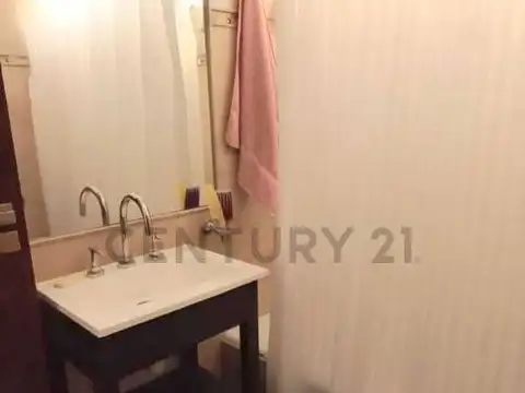 Departamento en Venta en Vicente Lopez Vias / Maipu, USD 119.900