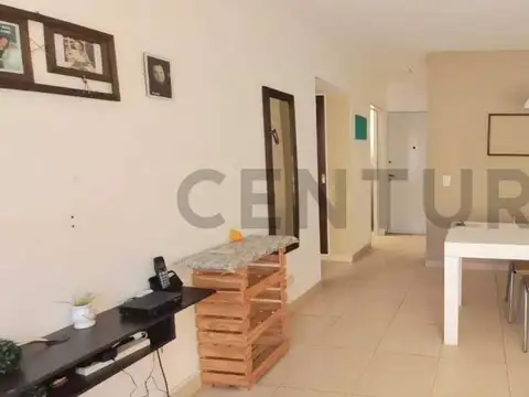 VENTA DEPARTAMENTO 2 AMBIENTES + COCHERA FIJA DESCUBIERTA