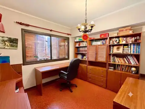 VENTA-CASA CENTRO-PILETA-RAFAELA