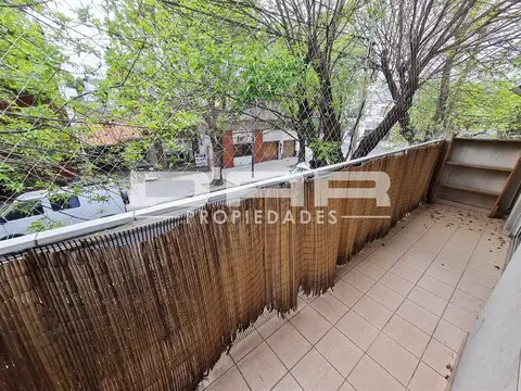 Depto Tipo Casa en Alquiler de 2 dormitorios