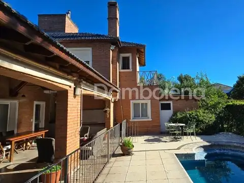 Casa en Venta en Country Club Banco Provincia, USD 450.000