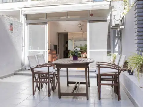 Marcelo T. de Alvear 800, Piso 1