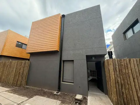 DUPLEX ALQUILER MUÑIZ - 3 AMB - PATIO - PARRILLA - GARAGE -CONDOMIO ABRIL
