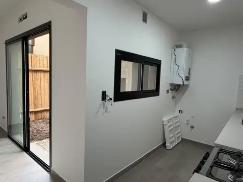 Depto Tipo Casa en Alquiler A Estrenar