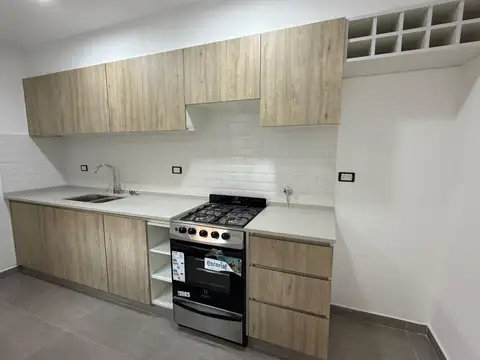 Depto Tipo Casa en Alquiler de 2 dormitorios