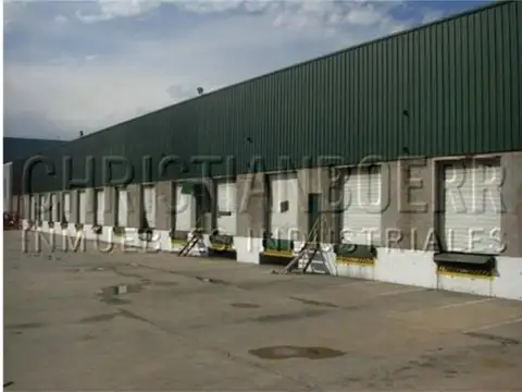 PILAR - R25 - CENTRO DE DISTRIBUCION DE 10.000M CUB CON MUY 