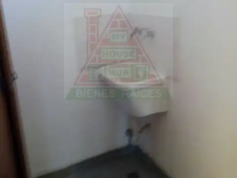 Depto Tipo Casa en Alquiler de Monoambiente