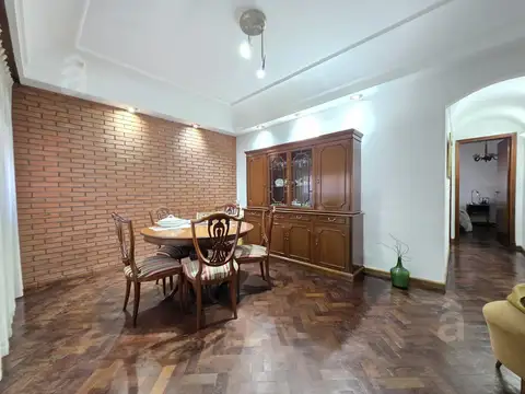 Departamento en Venta en Villa Ballester - Tres Ambientes - Céntrico.