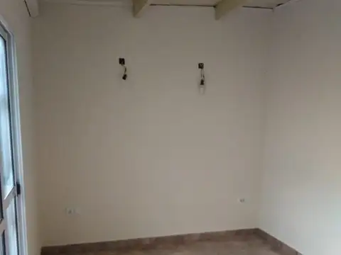 Depto Tipo Casa en Alquiler de 1 dormitorio