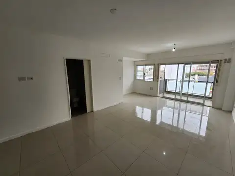 Departamento en Alquiler en General San Martin, $ 550.000