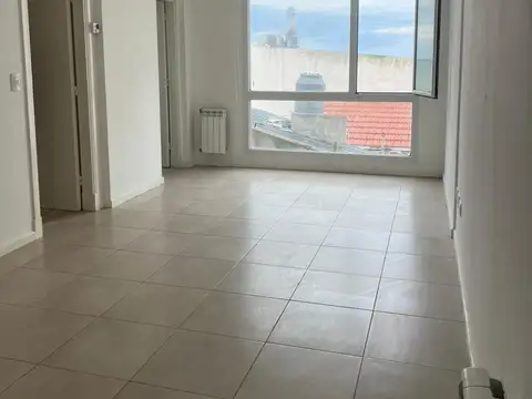 Departamento en Alquiler en La Perla Sur, $ 1.100.000