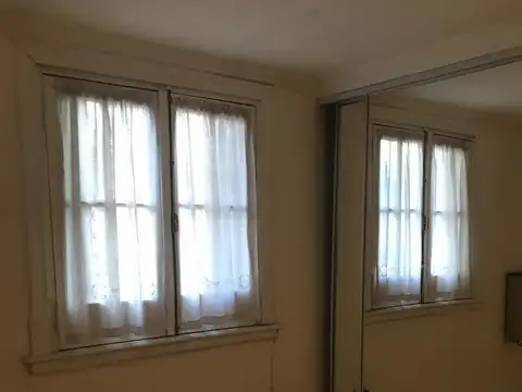 Depto Tipo Casa en Venta 40 años