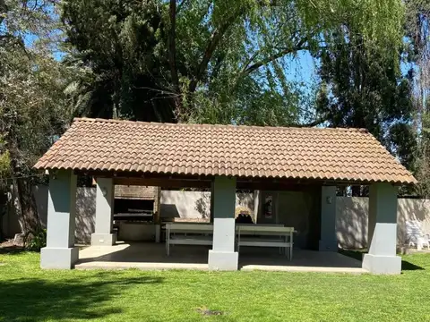 Departamento en Alquiler en Saint Matthews, $ 800.000