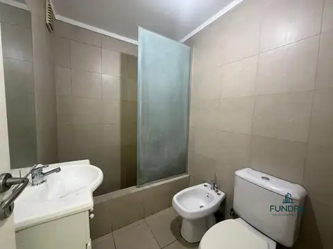 Monoambiente en Alquiler con balcón en Balvanera