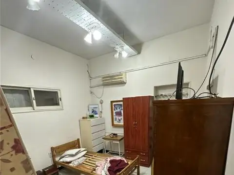 Depto Tipo Casa en Venta en Centro, USD 130.000