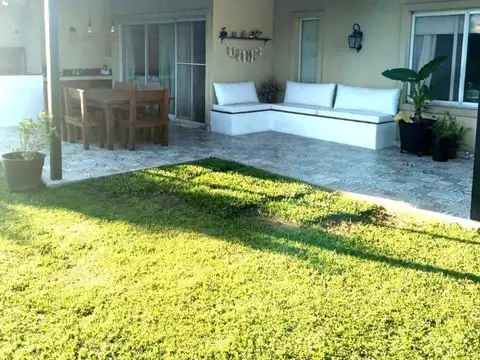 Casa en Venta en La Comarca, USD 345.000