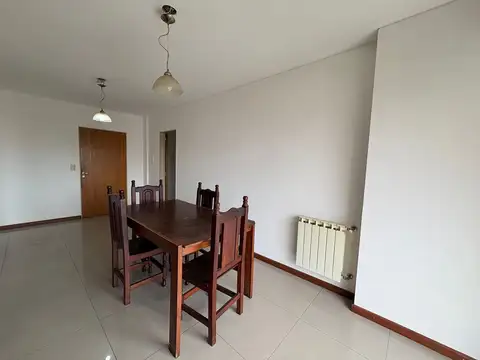 Departamento en Alquiler en Abasto, $ 630.000