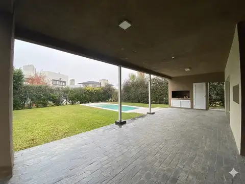 Casa en Venta en San Sebastián, USD 460.000