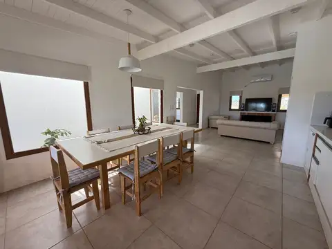 Casa en Venta en City Bell, USD 238.000