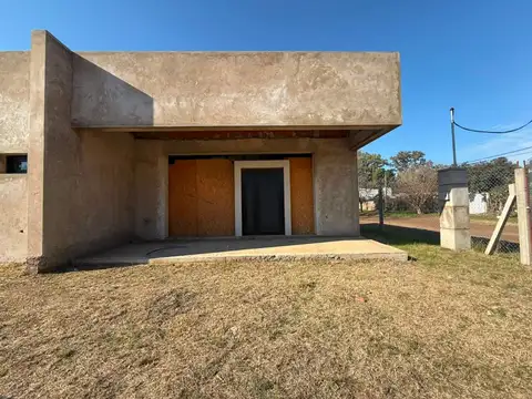 Casa quinta a terminar en Valerga y Serafini