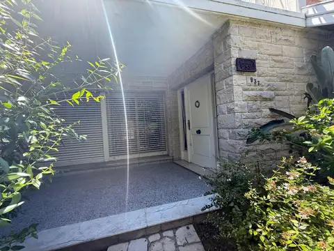 Casa 5 ambientes con 4 baños