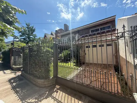 Casa en Venta en Banfield, USD 395.000