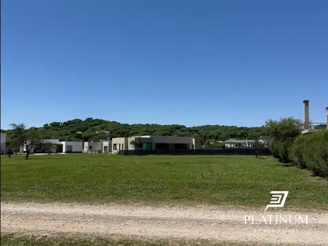 Praderas de San Lorenzo 100