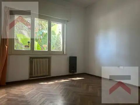 Casa 6 ambientes con 3 baños