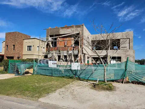 San Matias -casa A Estrenar - Lote A Laguna -