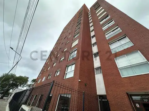 Departamento 3 ambientes en alquiler – Muy luminoso, con cochera